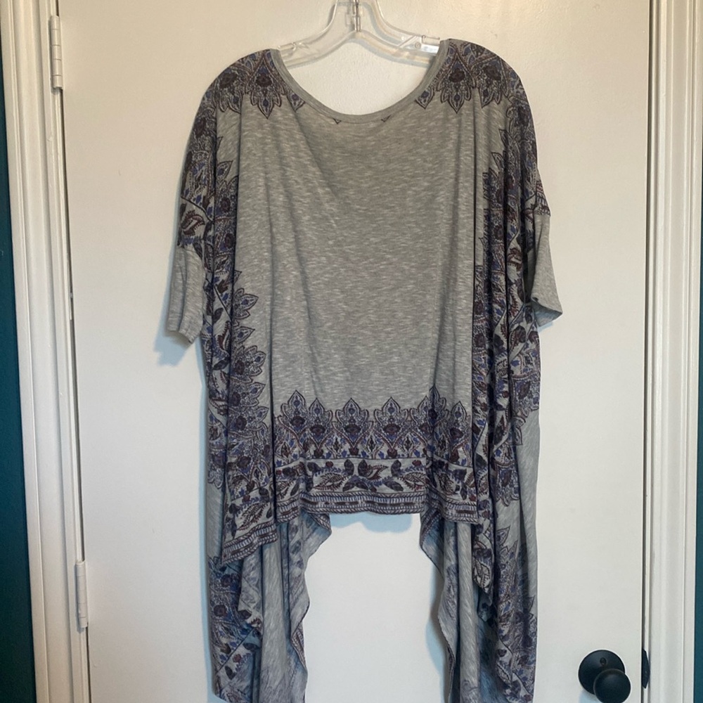 Free People Grey Patterned Top